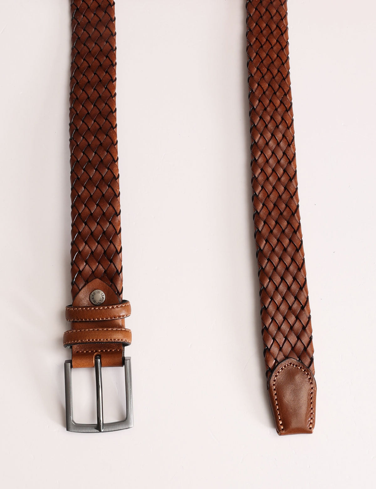 Cintura intrecciata in pelle